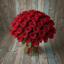 Букет 55 Красных роз Фридом #REPLACE_PRED# Лайково