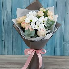 Букет цветов из:  Хризантемы и Розы в Лайково