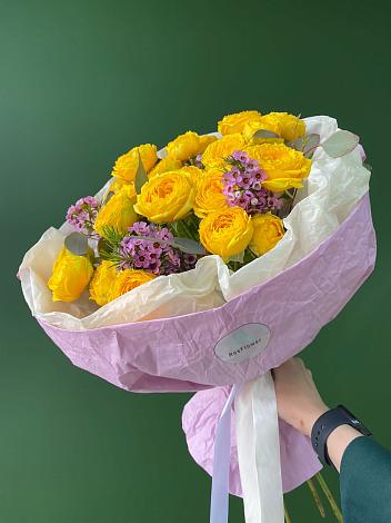 Букет Кустовые желтые розы в Лайково