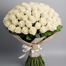 Букет 101 беля роза Белоснежка в Лайково