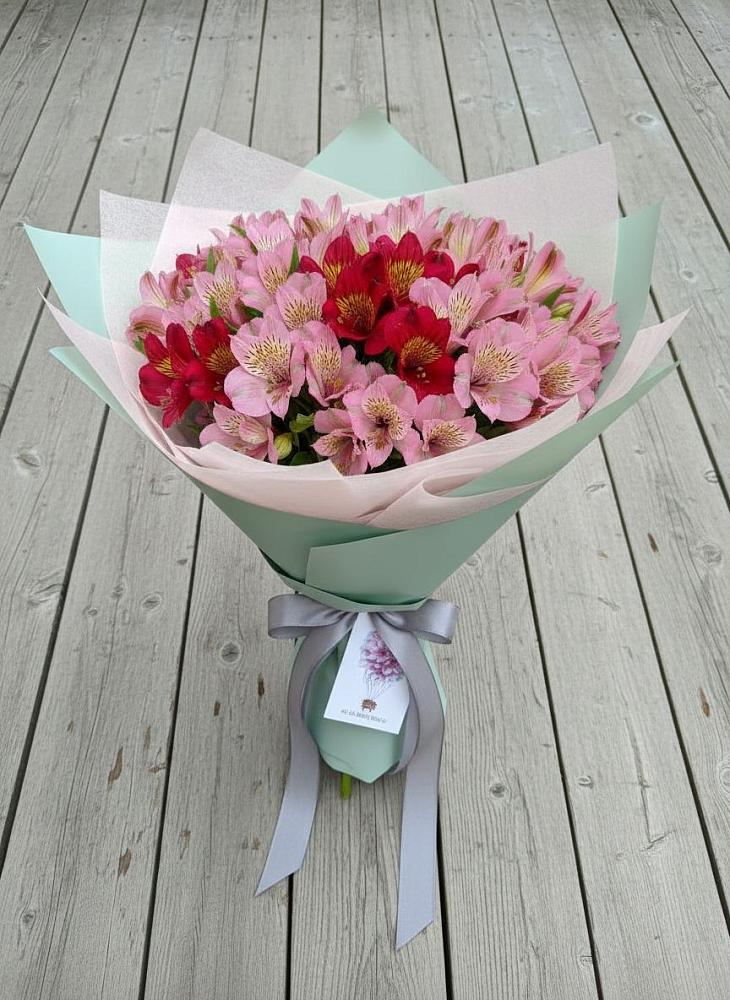 Букет цветов из: Альстромерии в Лайково