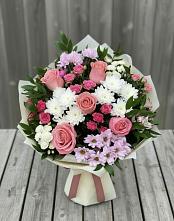 Букет цветов из:  Альстромерии, Гвоздики, Розы и Хризантемы в Лайково