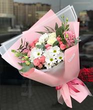 Букет цветов из:  Розы, Лизиантусы и Хризантемы в Лайково